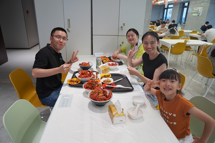 1781244561265075.jpg DSC04952.JPG